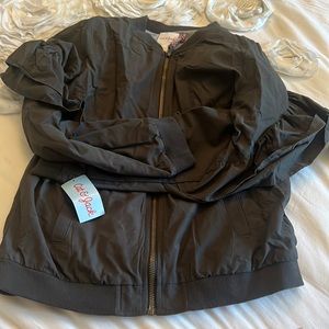 Gray cat and jack girls bomber jacket in size XL